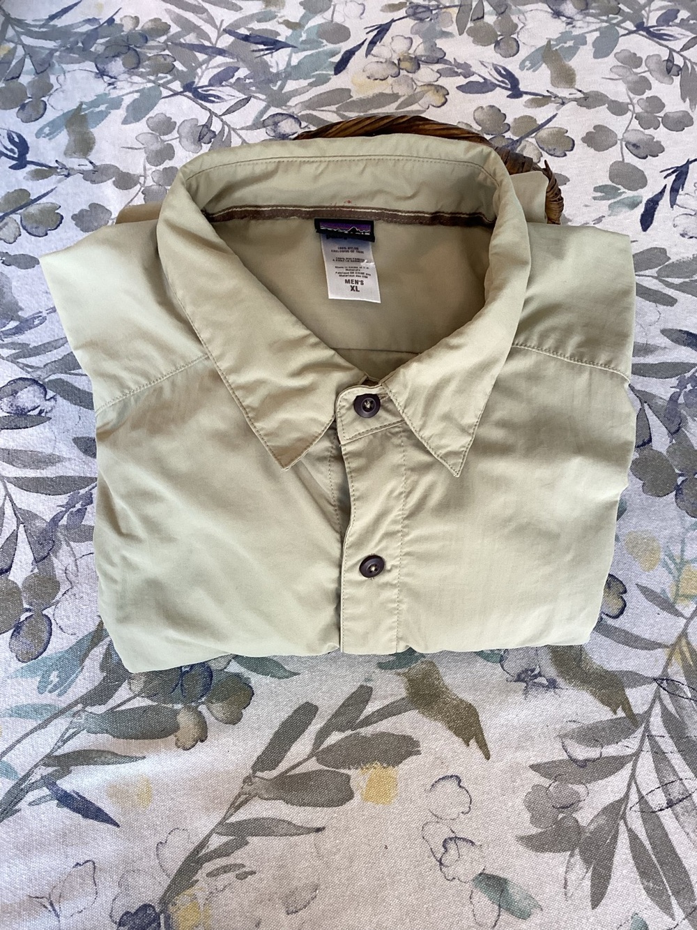 Patagonia Mens Sol Patrol Long Sleeve Fishing Hiking Shirt Tan Size XL